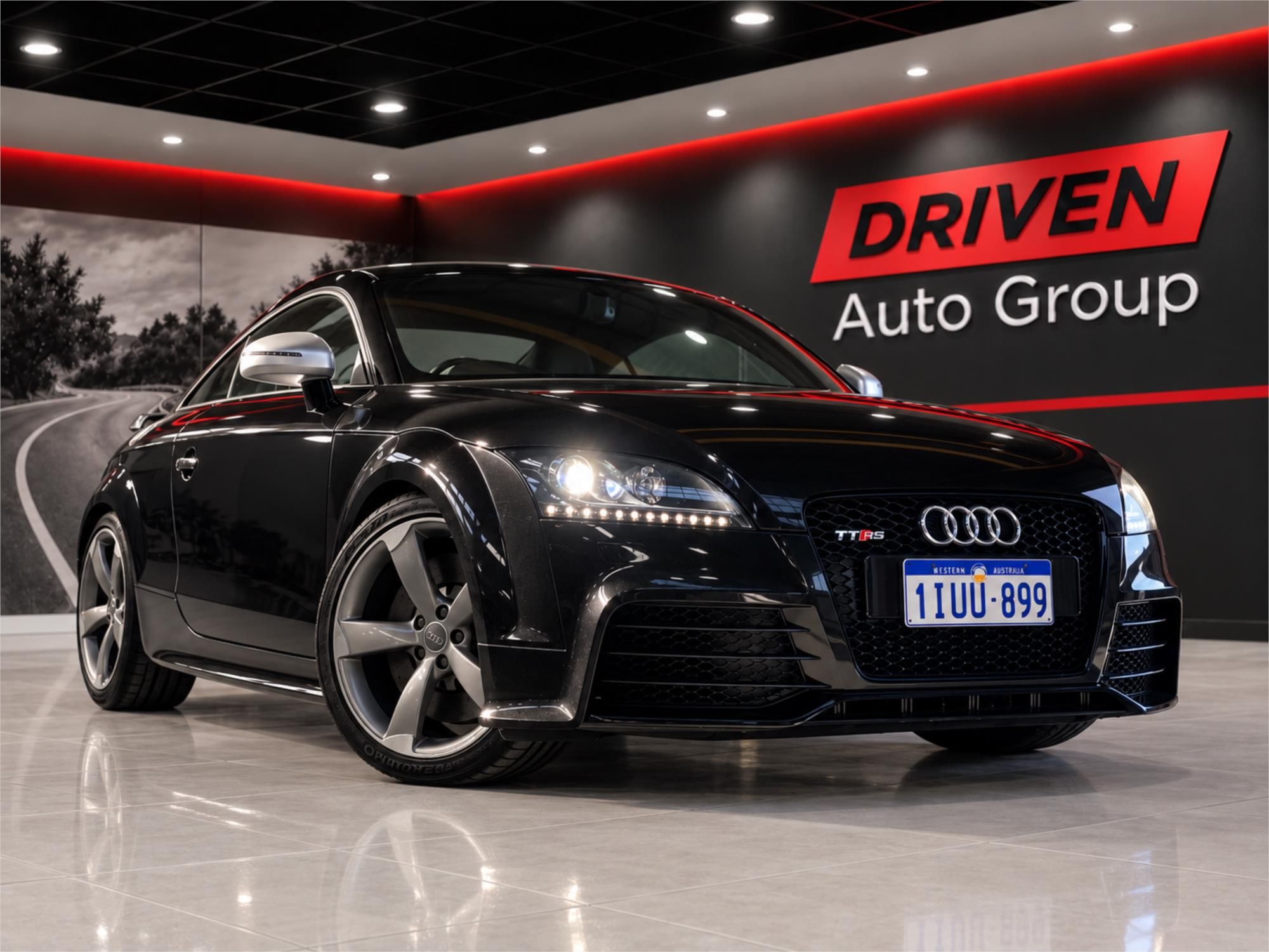 2010 AUDI TT