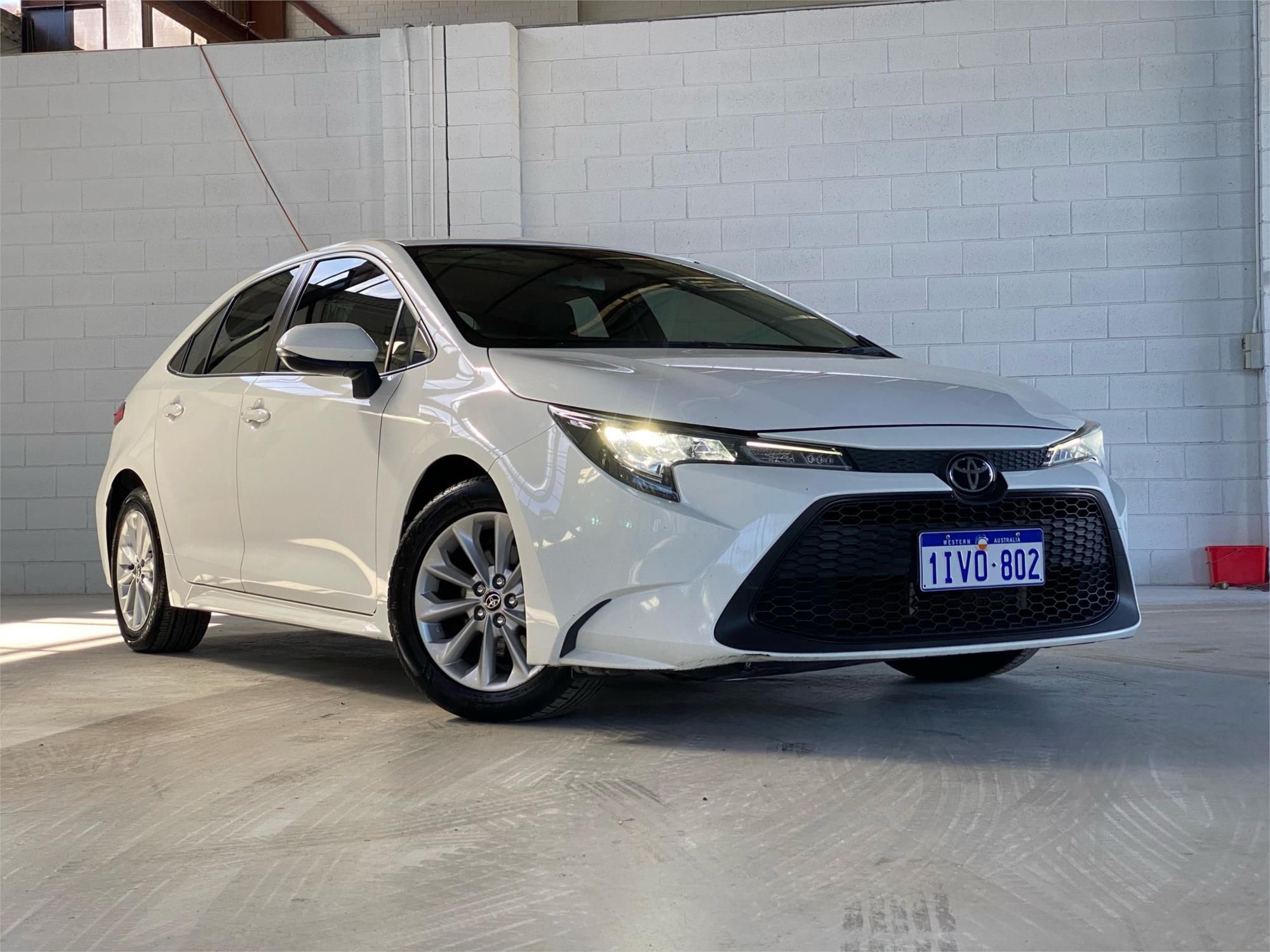 2020 TOYOTA COROLLA