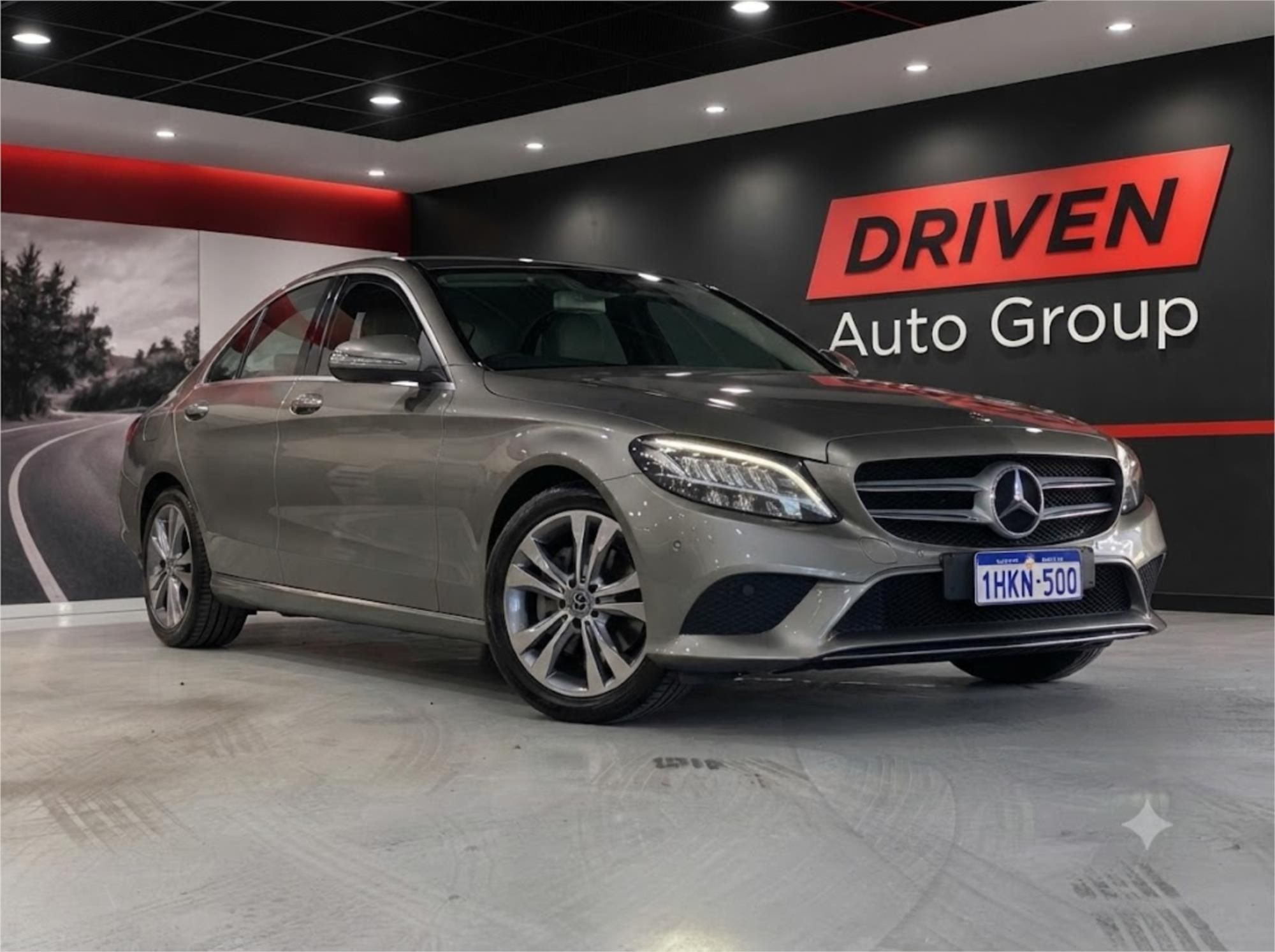 2019 MERCEDES-BENZ C200