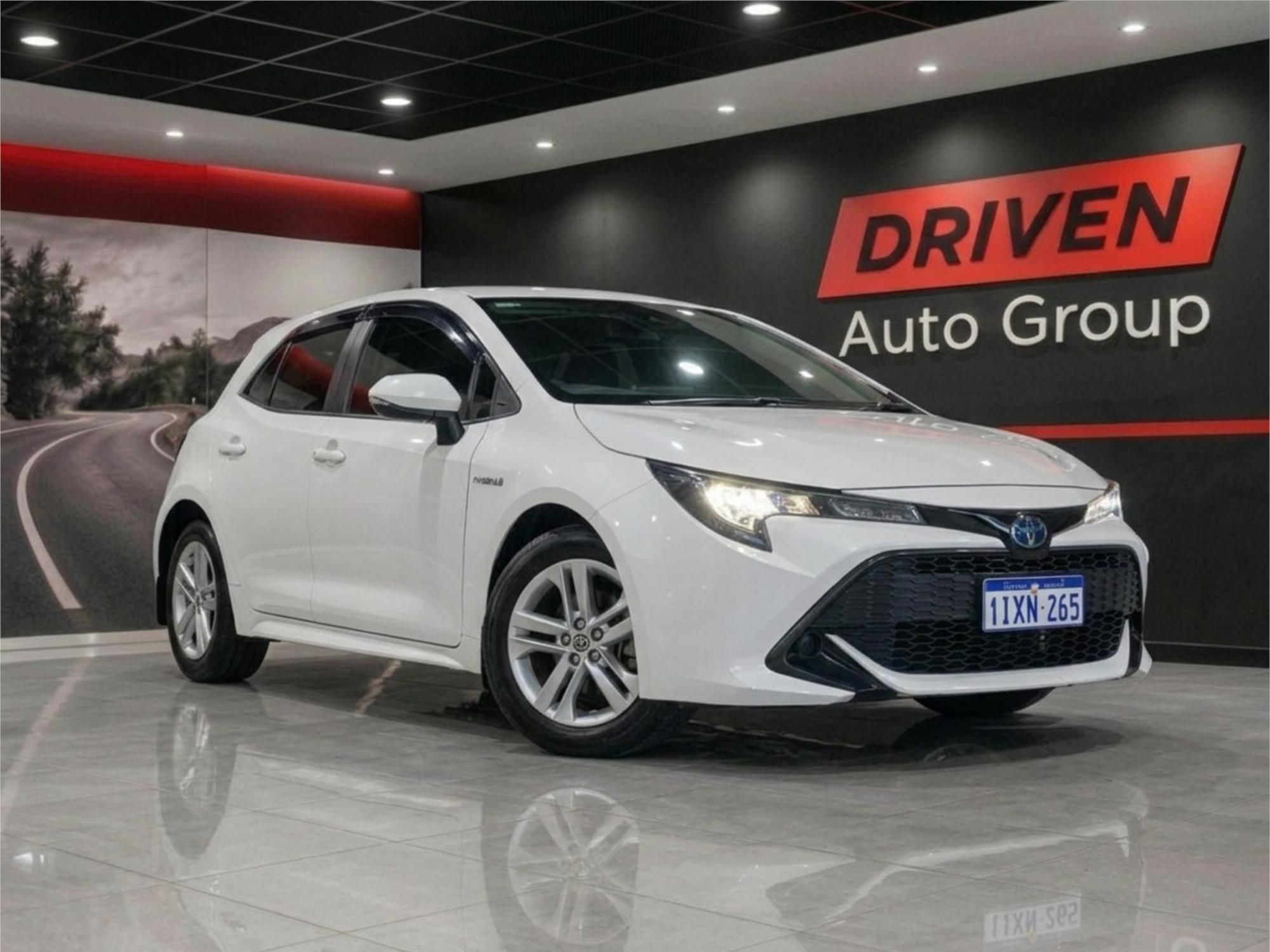 2021 TOYOTA COROLLA
